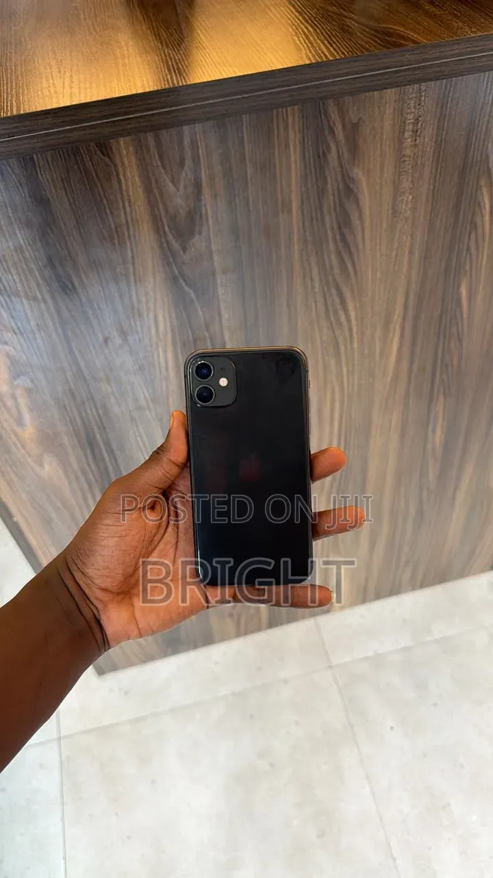 Apple iPhone 11 64 GB Black