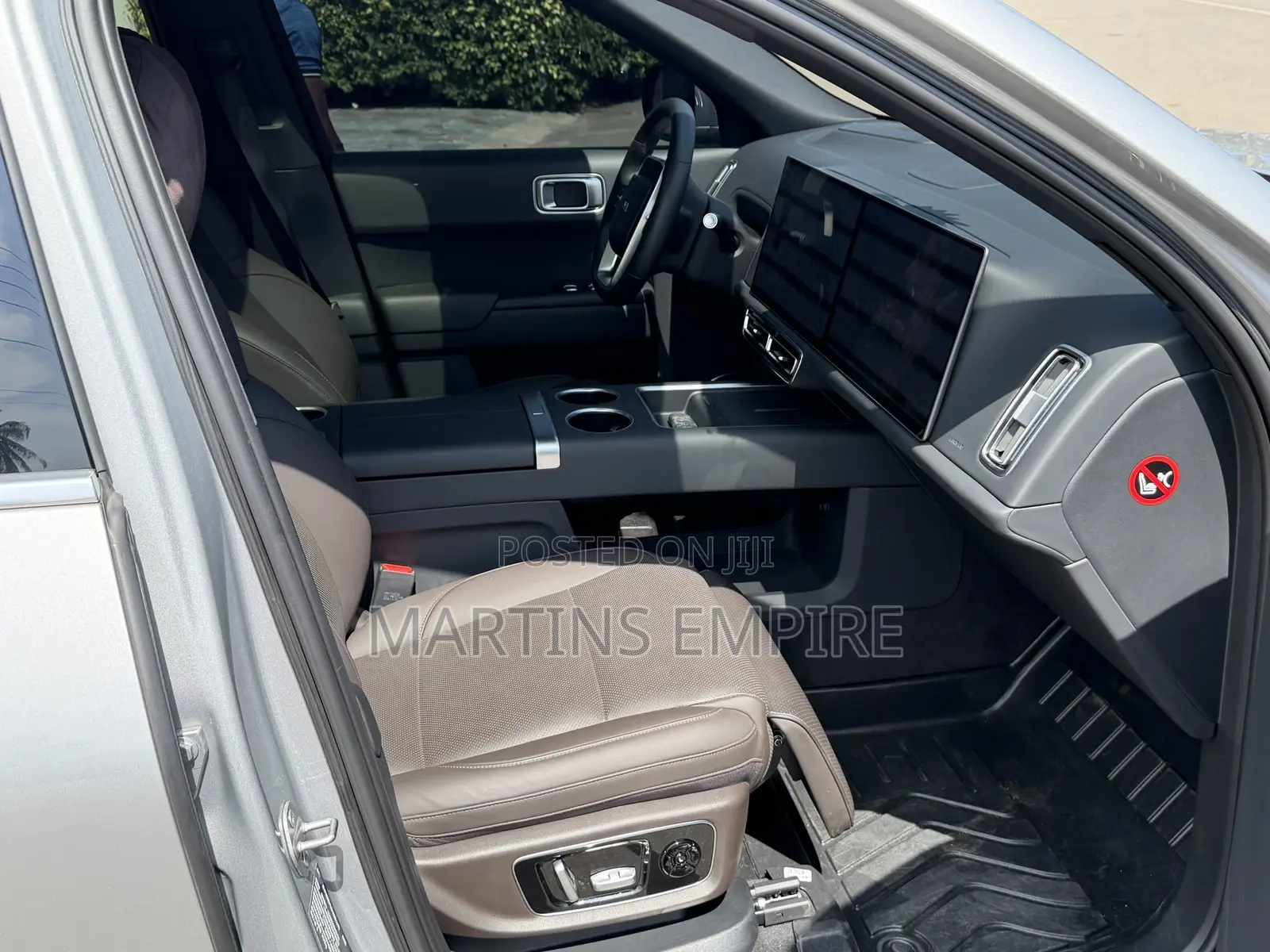 Li Auto L9 1.5 Hybrid AWD 2022 Silver