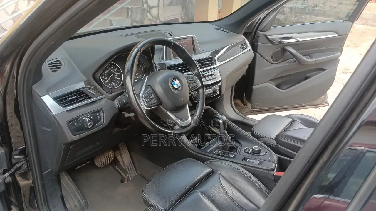 BMW X1 xDrive28i AWD 2020 Black