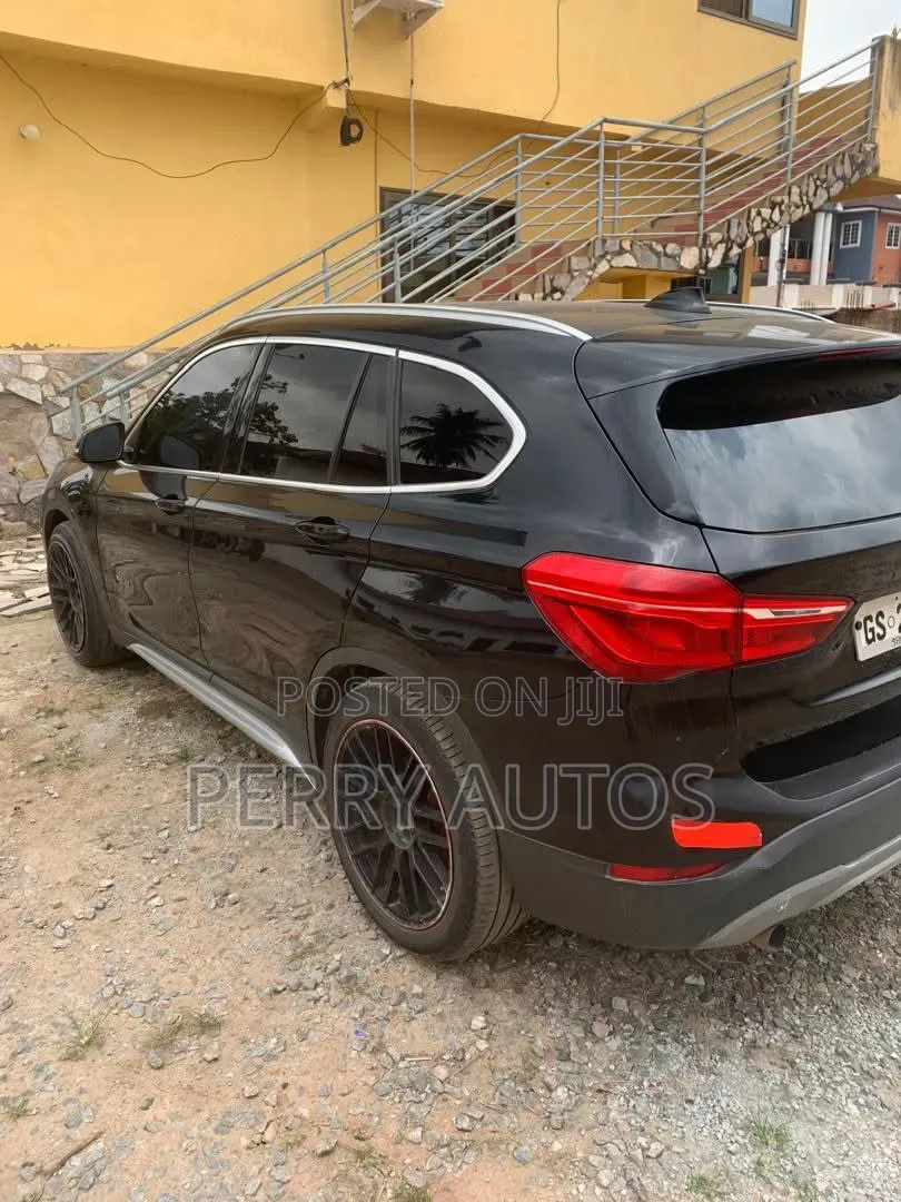 BMW X1 xDrive28i AWD 2020 Black