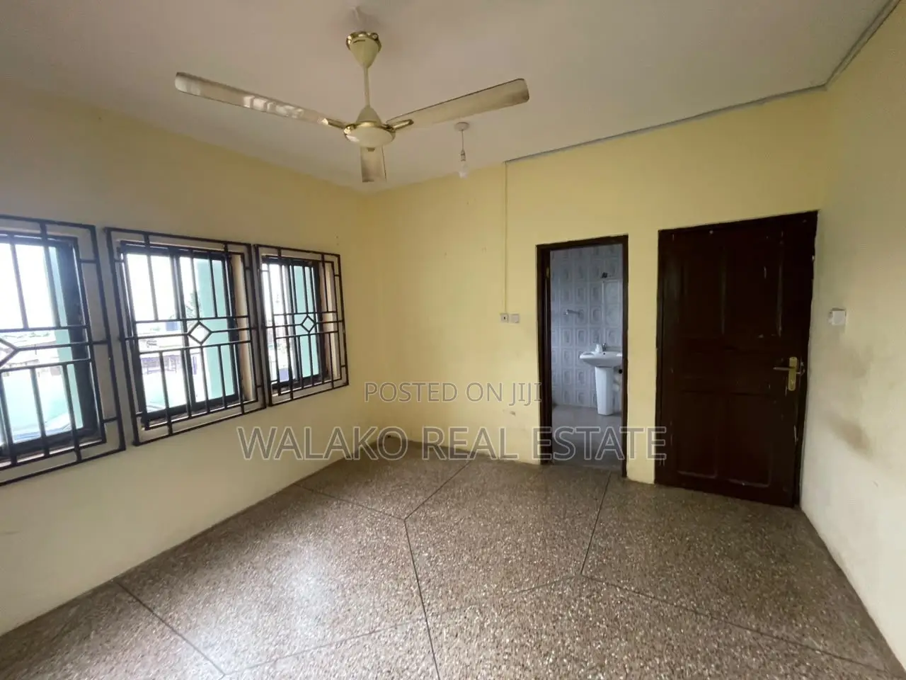 2bdrm Apartment in Awoshie for rent