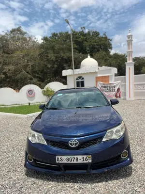 Toyota Camry 2014 Blue