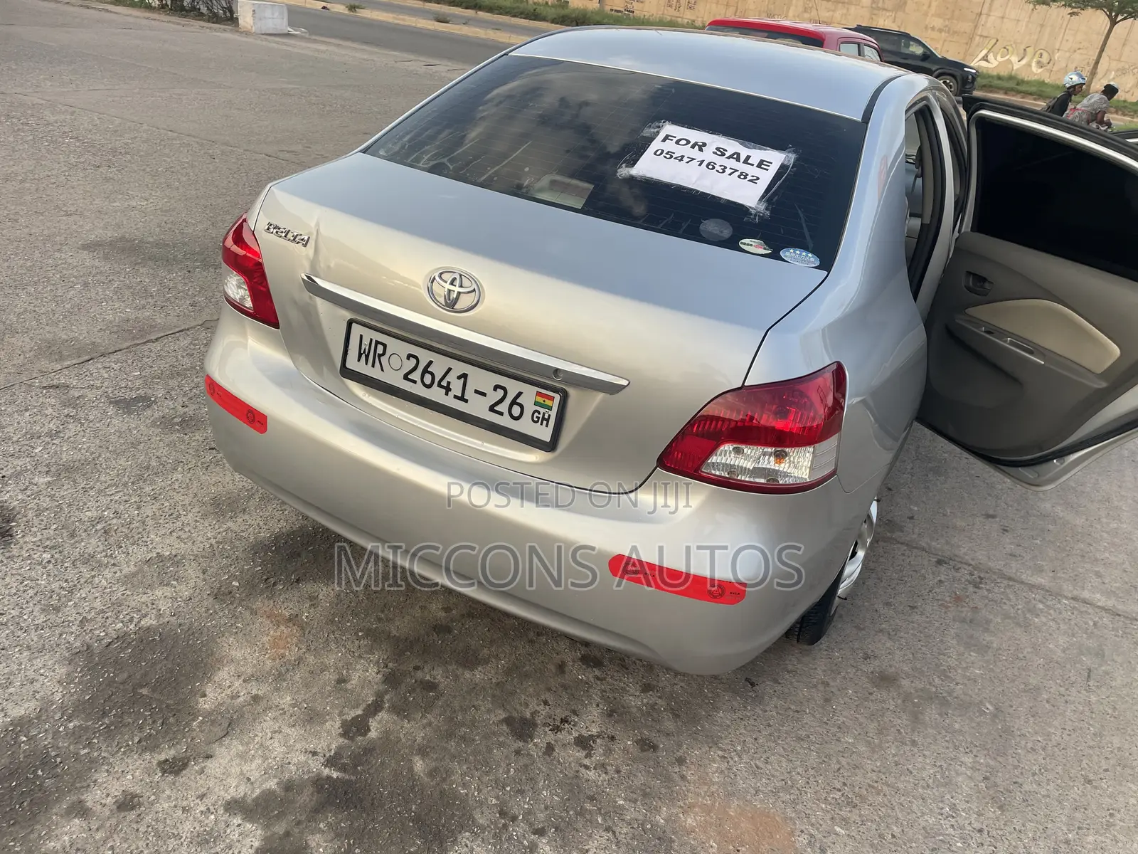 Toyota Belta 2010 Gray