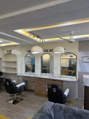 Barbers & Salon Professionals Needed