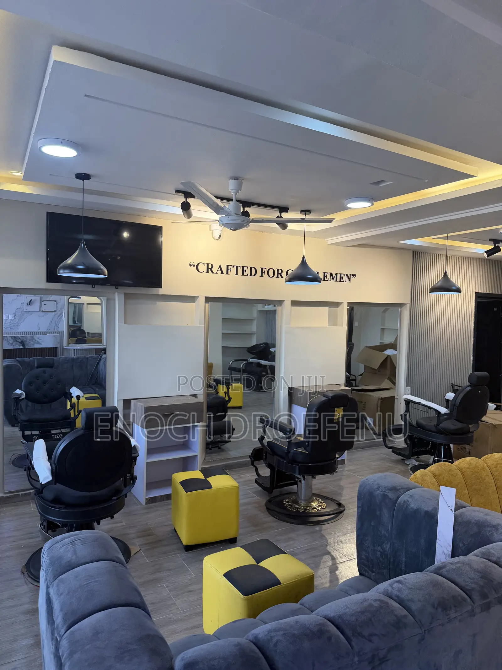 Barbers & Salon Professionals Needed