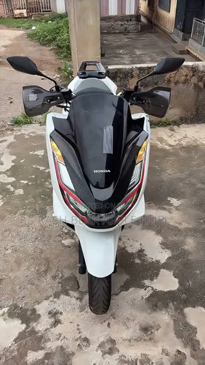Honda 2023 White