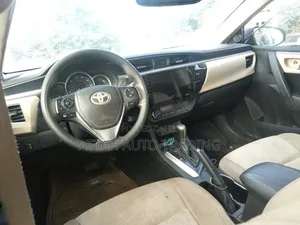 Toyota Corolla 2015 White