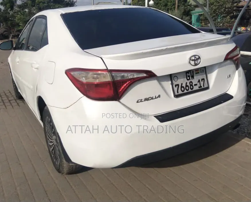 Toyota Corolla 2015 White