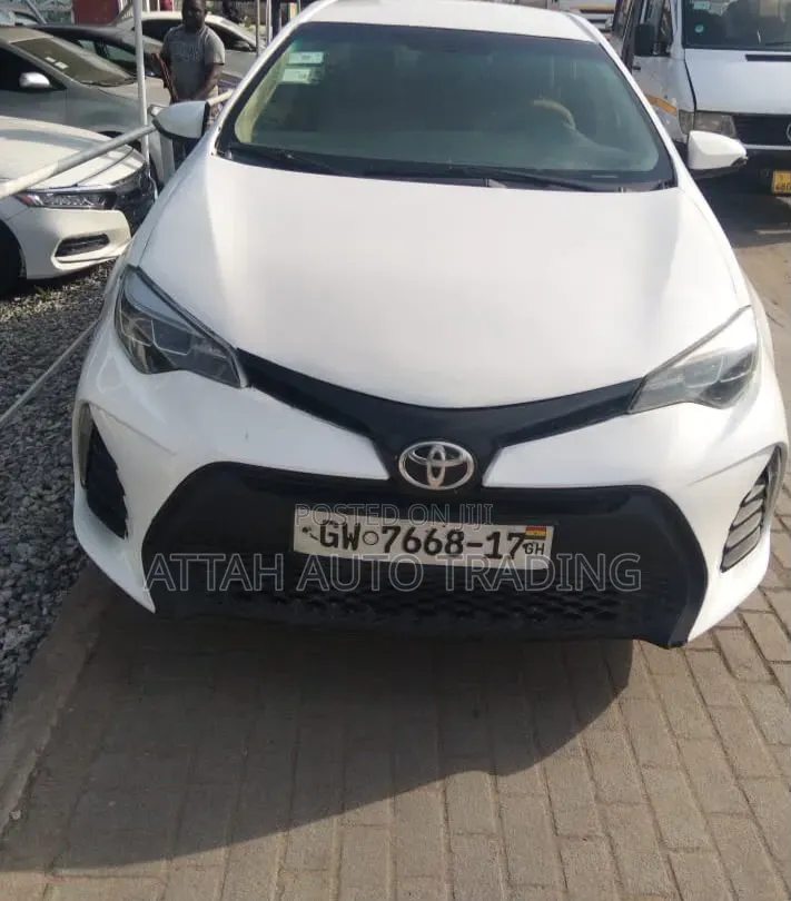Toyota Corolla 2015 White