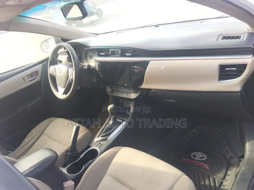 Toyota Corolla 2015 White