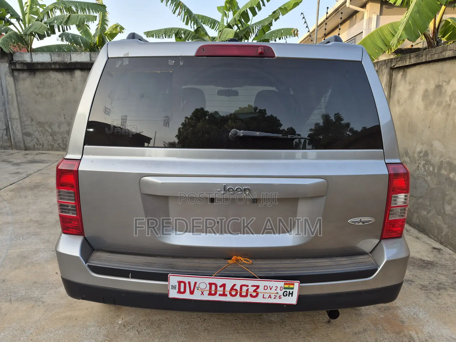 Jeep Patriot High Altitude Edition 4dr SUV (2.0L 4cyl CVT) 2015 Beige