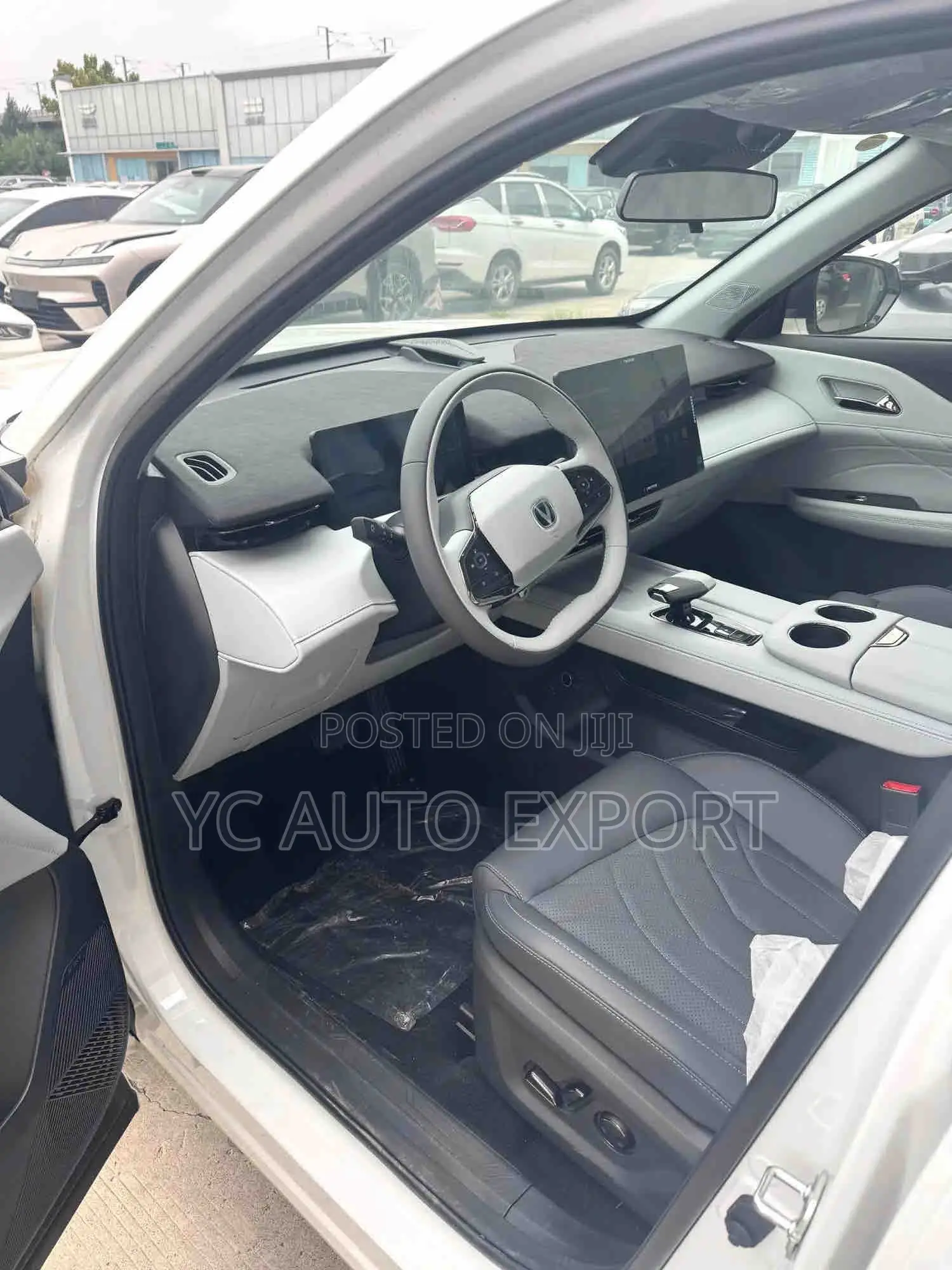 New Changan UNI-Z iDD Premium 2025 White