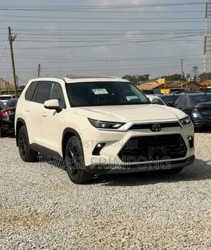 Toyota Grand Highlander Platinum AWD 2024 White