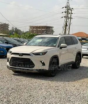 Toyota Grand Highlander Platinum AWD 2024 White