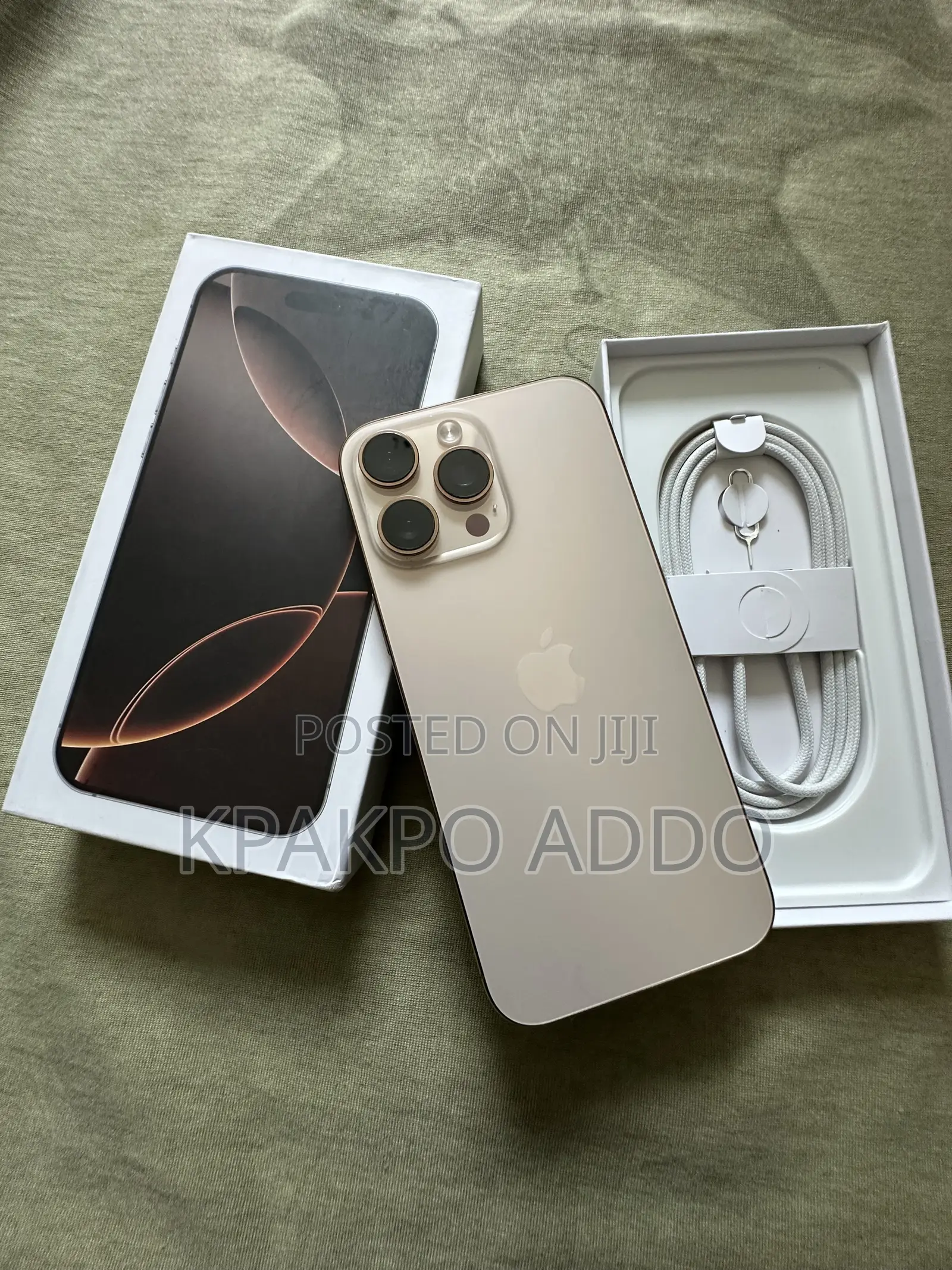 Apple iPhone 16 Pro Max 256 GB Gold
