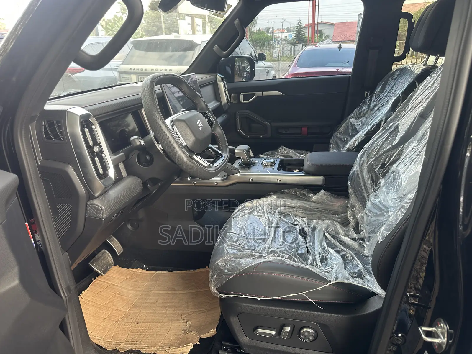 Jetour T2 2.0 Petrol AWD 2025 Black