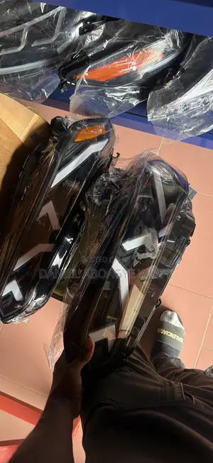 Civic 2023 Headlights (Upgraded/Spec)