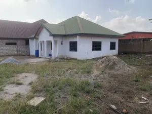 2bdrm House in Morris Property, Ablekuma for sale