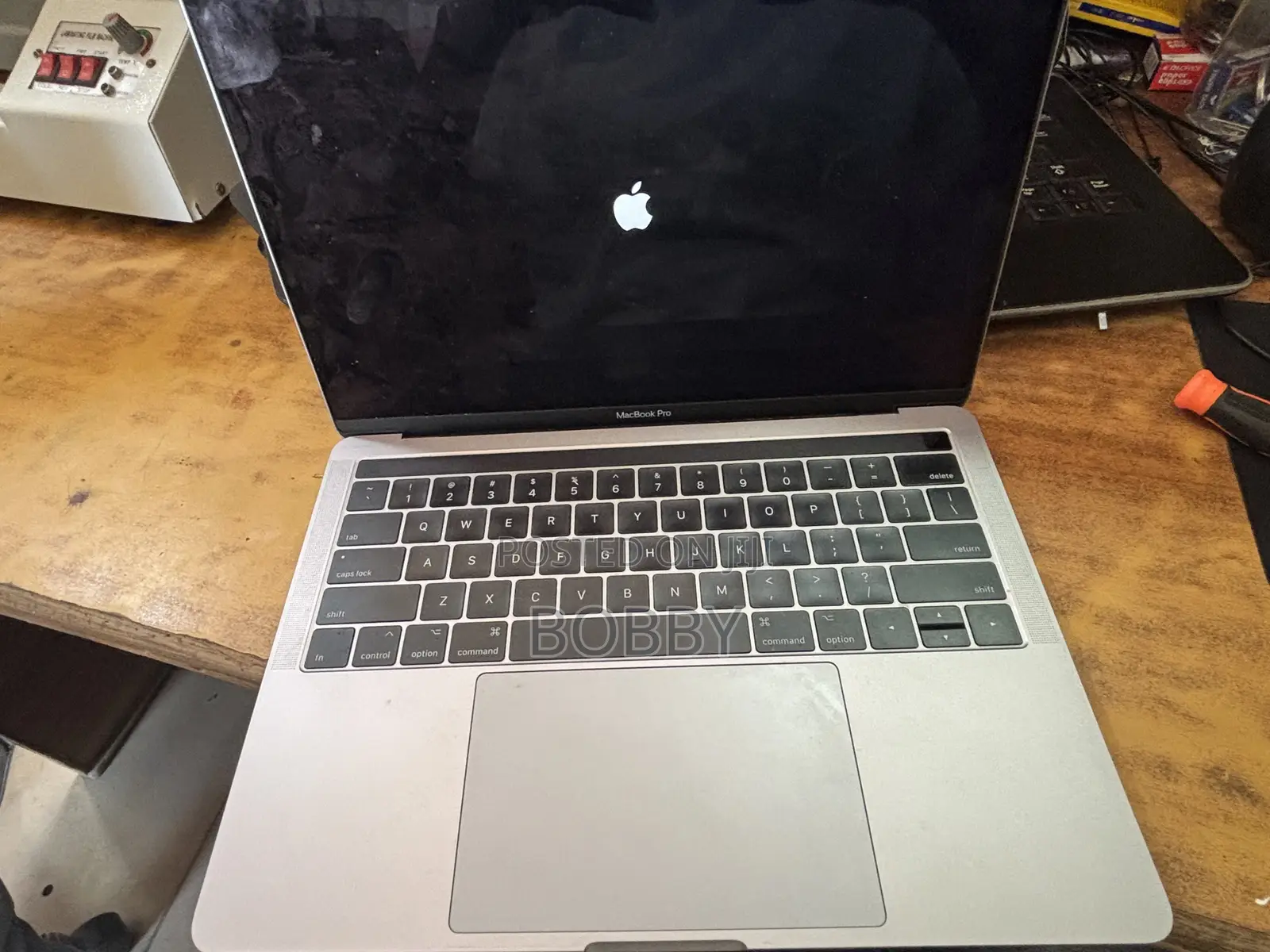 Laptop Apple MacBook Pro 2017 8GB Intel Core i5 SSD 256GB