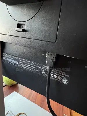 27” HP E273 Monitor With LINES on Screen
