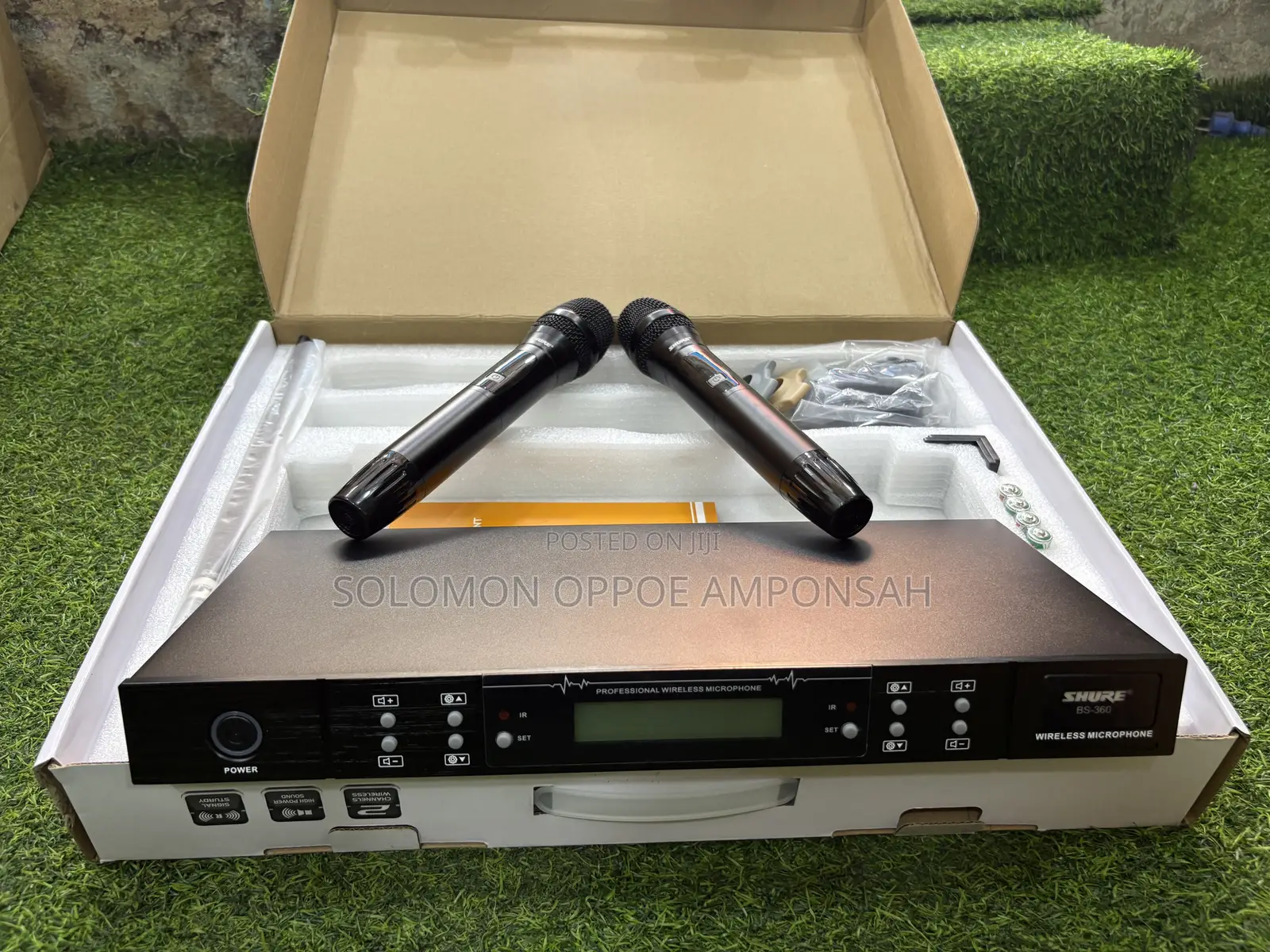 Shure PRO Wireless Microphone System