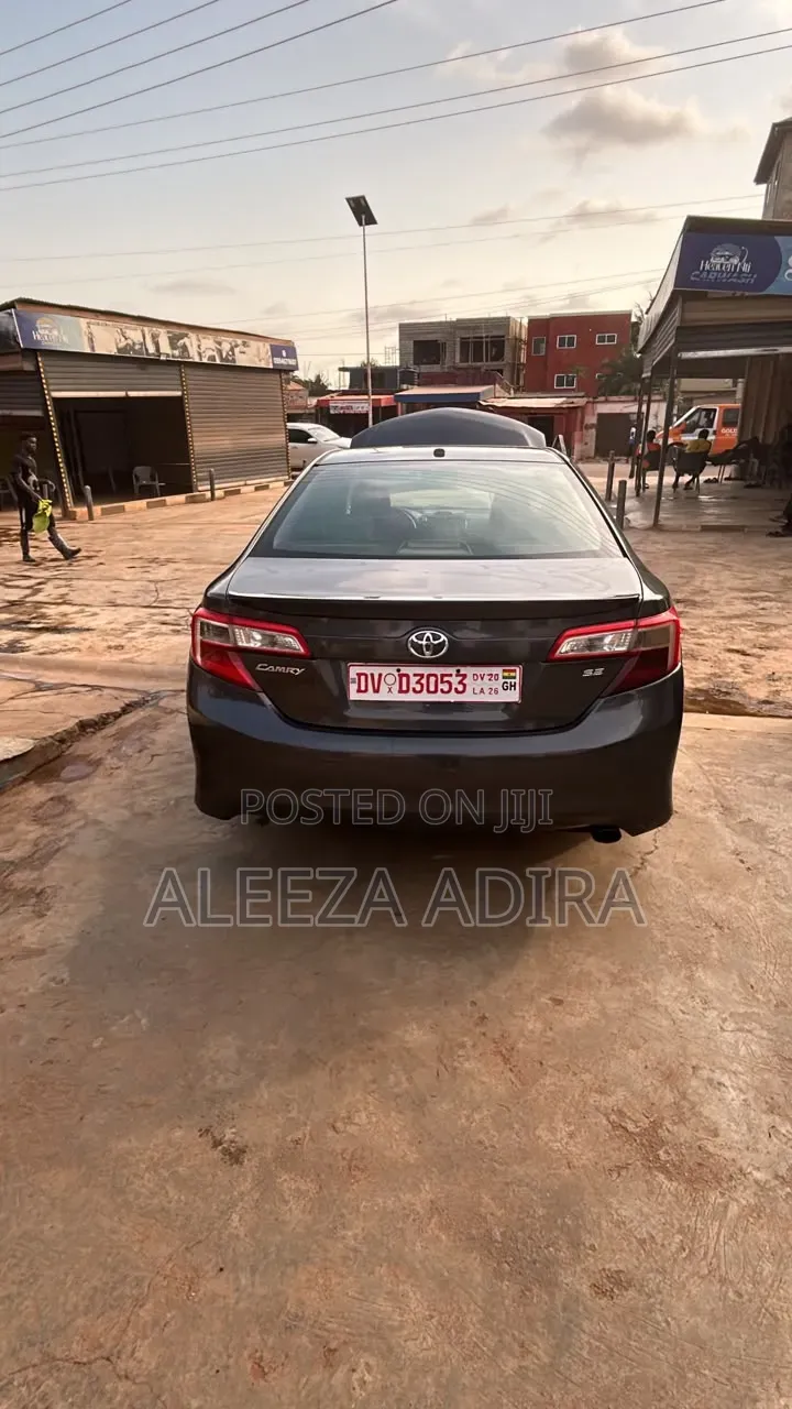 Toyota Camry L 4dr Sedan (2.5L 4cyl 6A) 2014 Gray