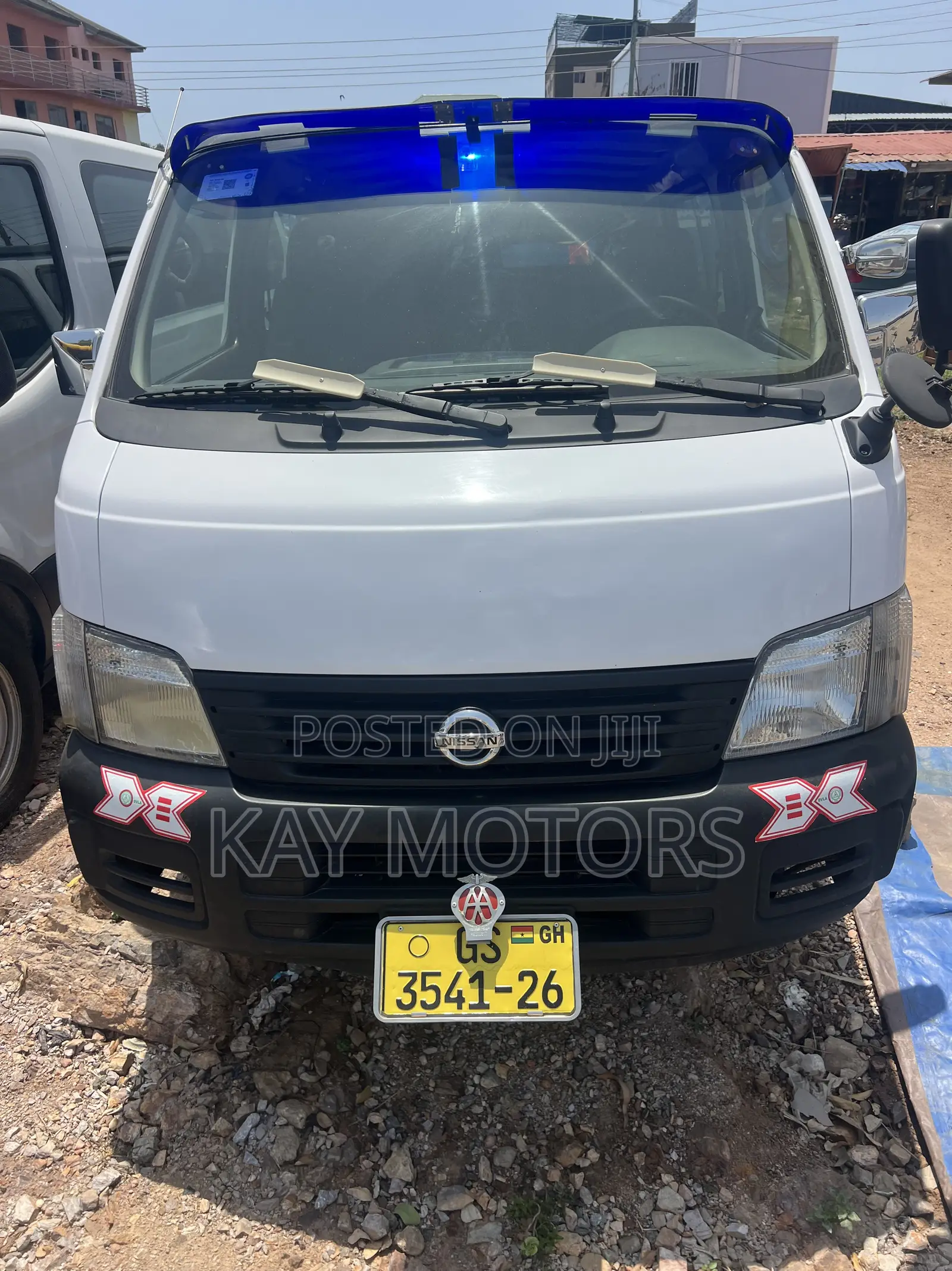 Nissan Caravan (Urvan) 2012 White