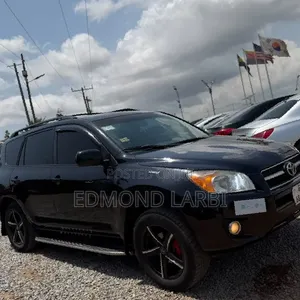 Toyota RAV4 2012 Black