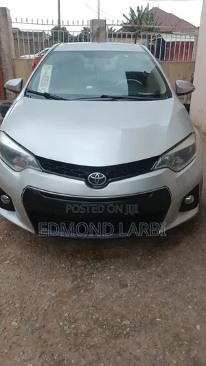 Toyota Corolla 2016 Silver
