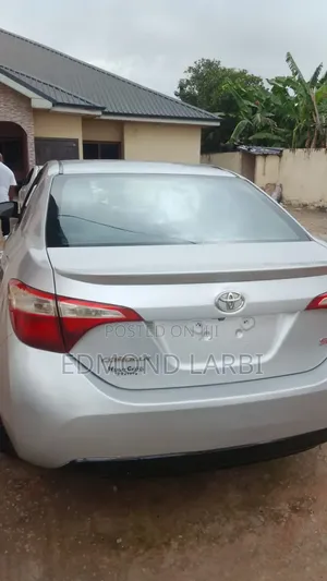 Toyota Corolla 2016 Silver