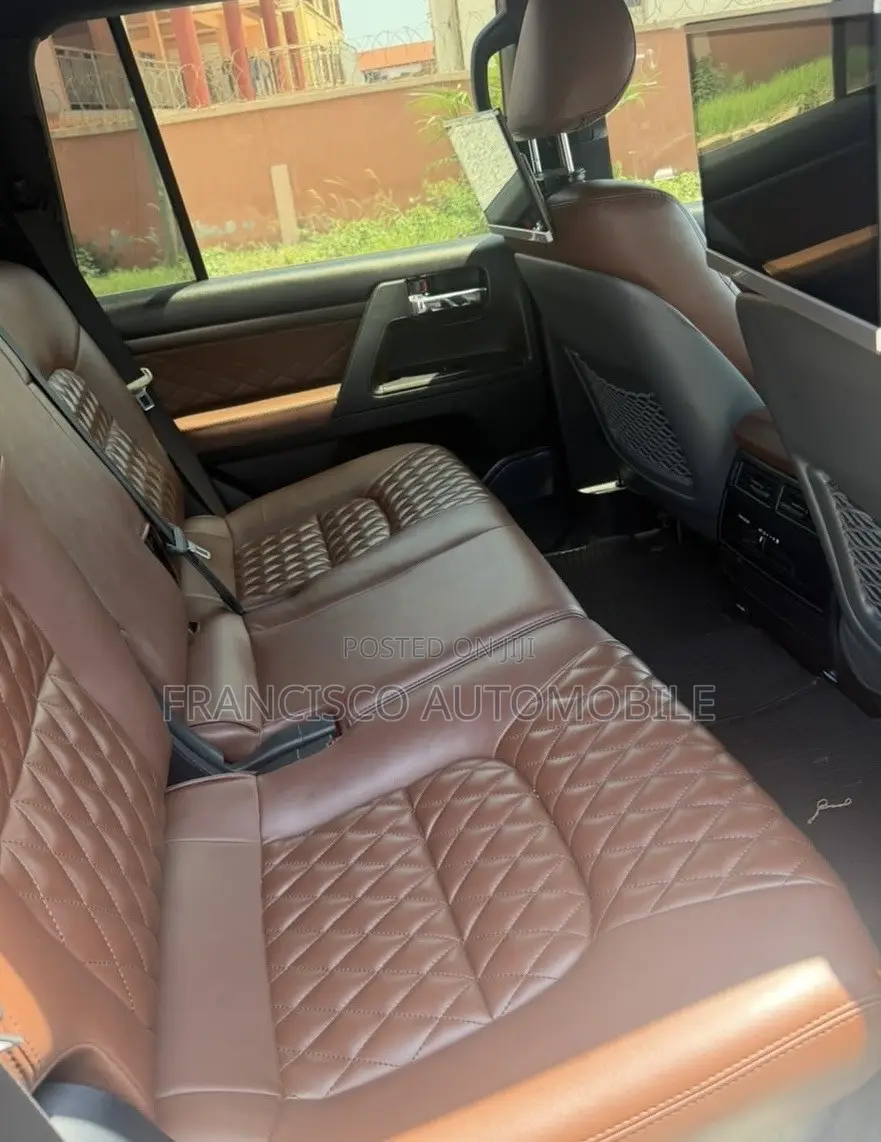 Toyota Land Cruiser 5.7 V8 VX-S 2020 Black