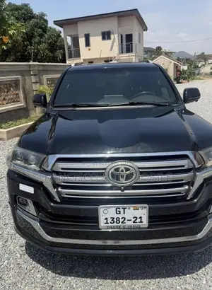 Toyota Land Cruiser 5.7 V8 VX-S 2020 Black