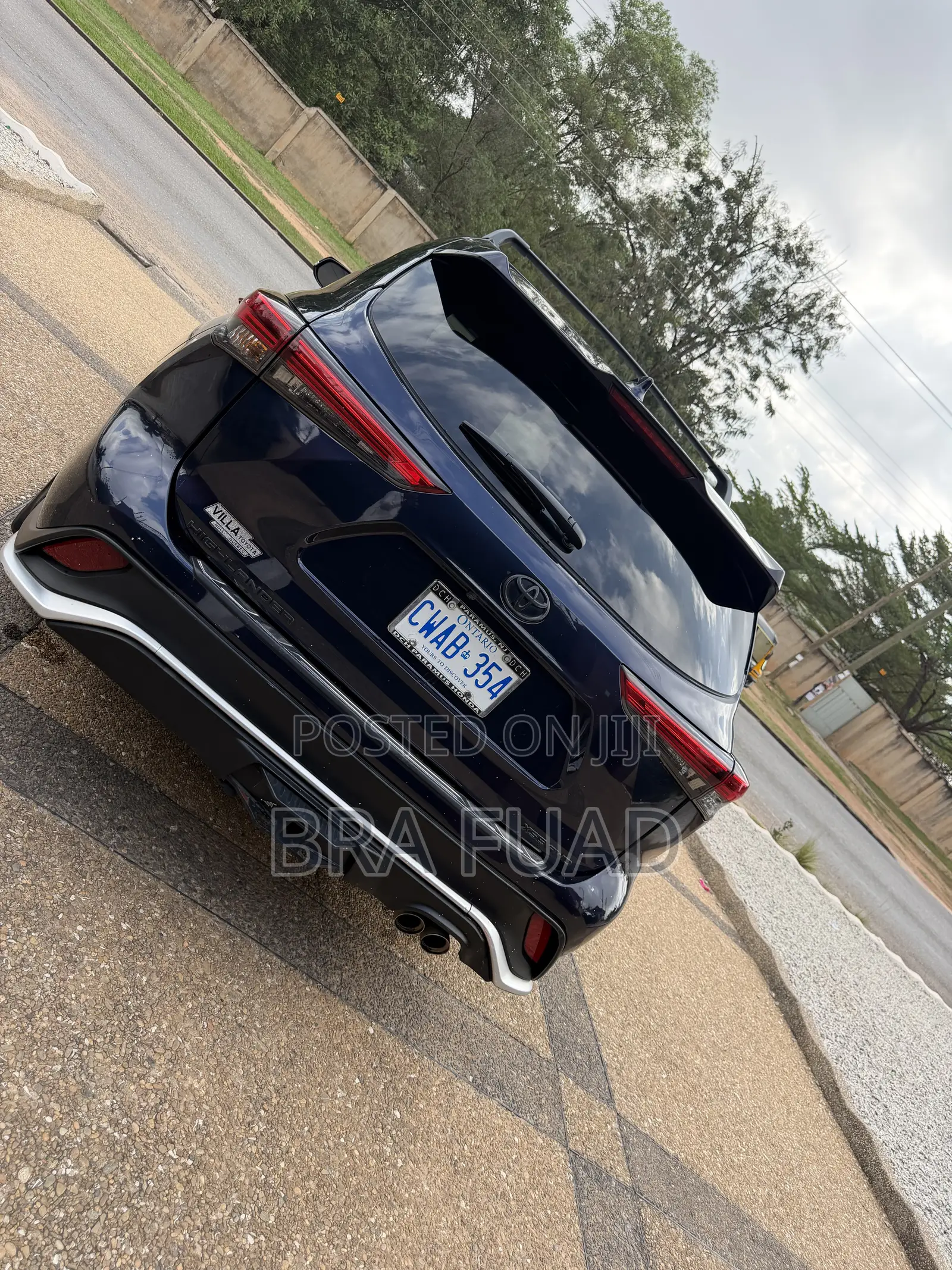 Toyota Highlander XSE 2022 Blue