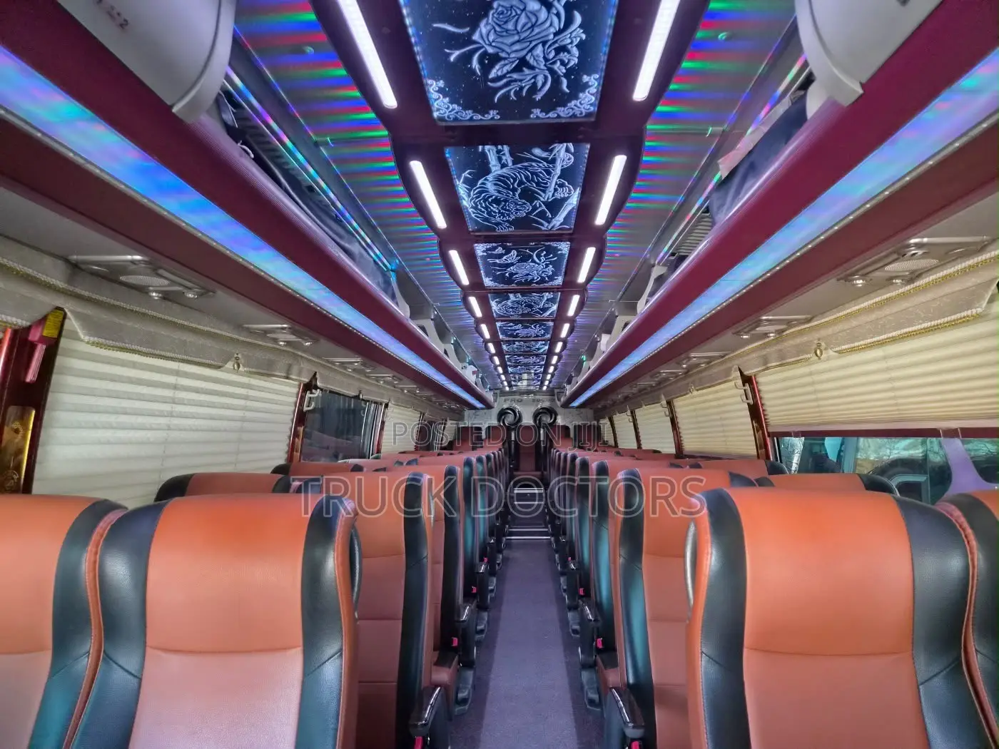 Bus 2014 Red