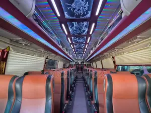 Bus 2014 Red