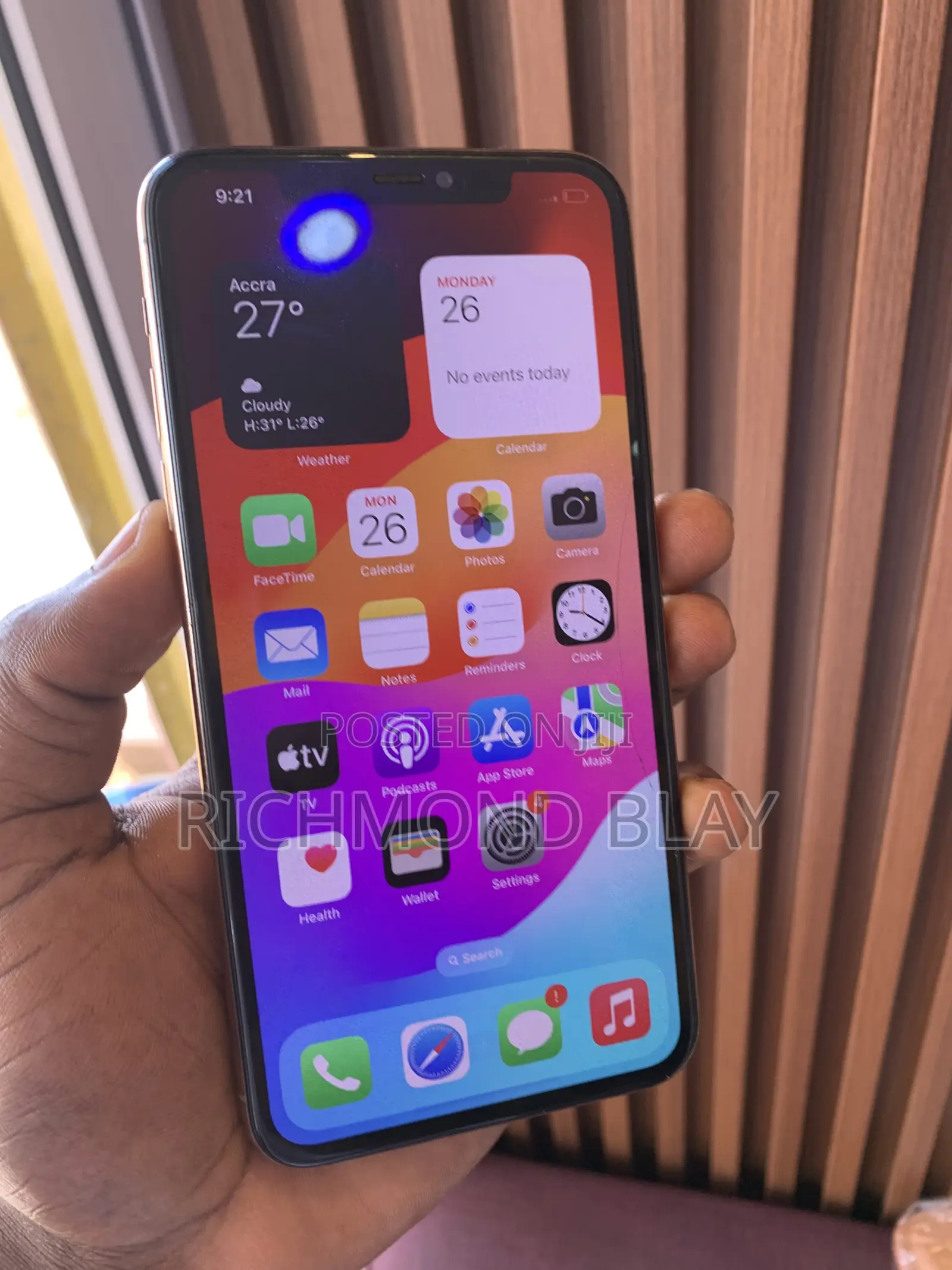 Apple iPhone 11 Pro Max 64 GB Gold