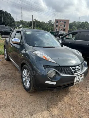 Nissan Juke SL 4dr Hatchback AWD (1.6L 4cyl Turbo CVT) 2015 Gray