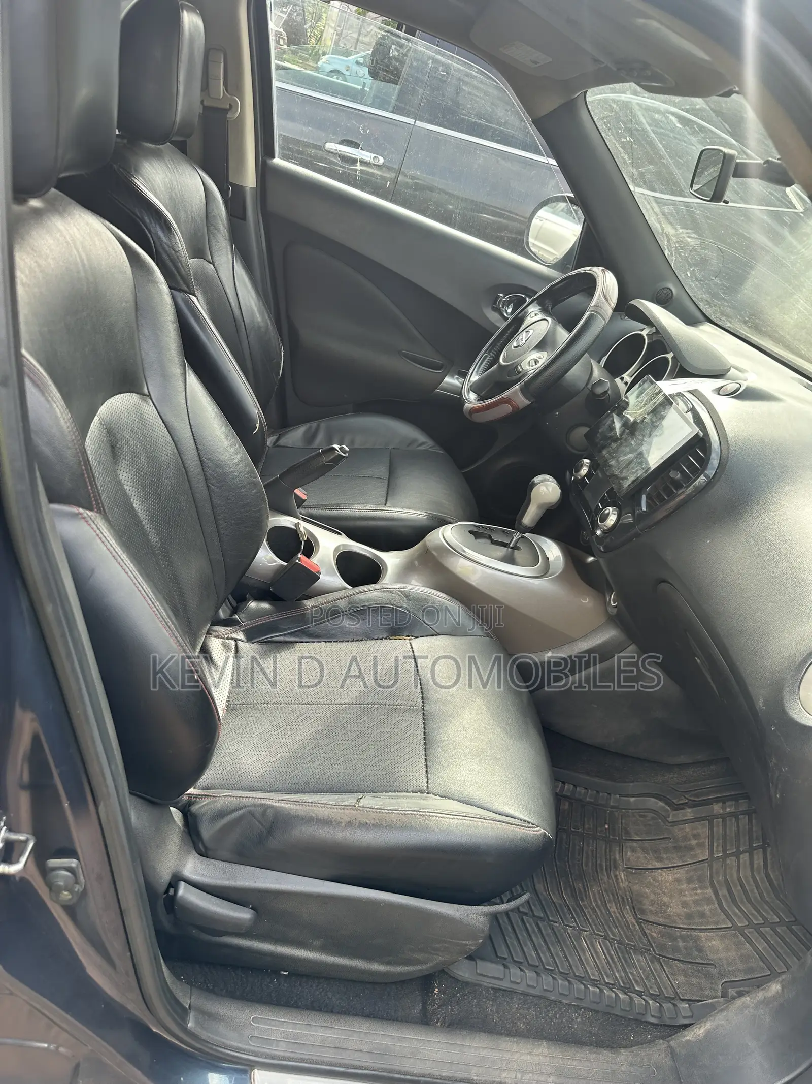 Nissan Juke SL 4dr Hatchback AWD (1.6L 4cyl Turbo CVT) 2015 Gray