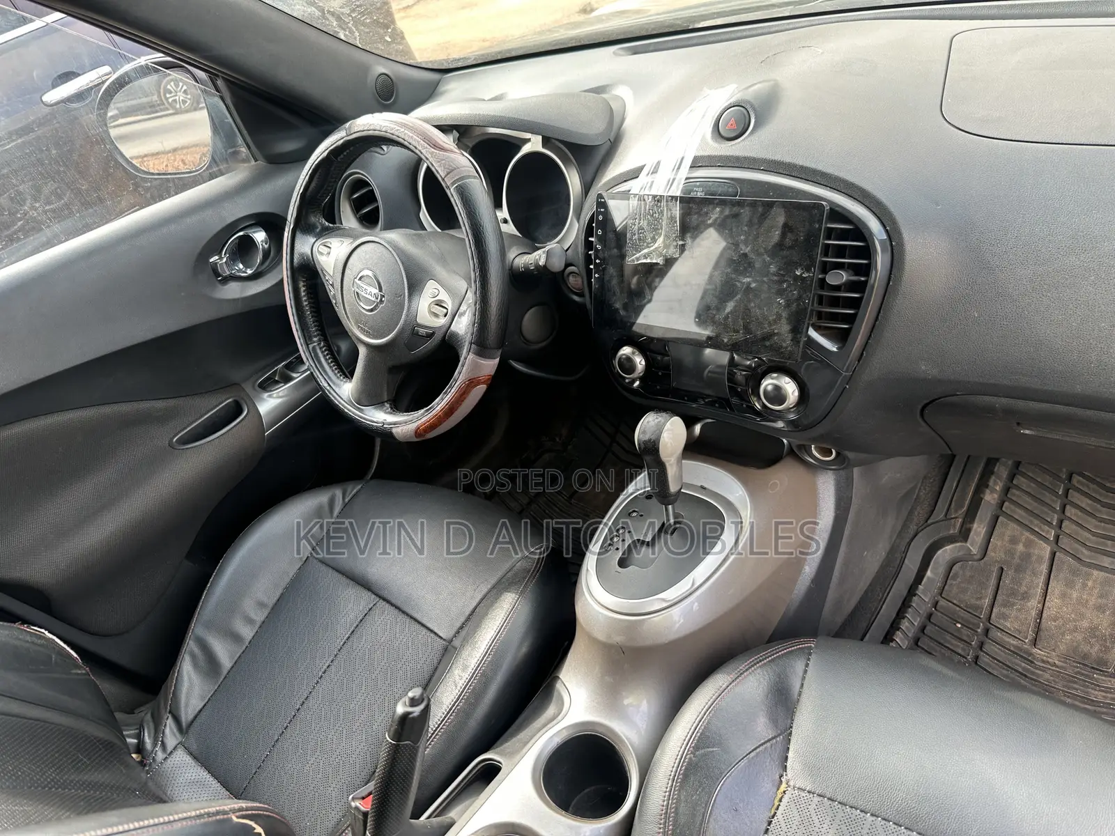 Nissan Juke SL 4dr Hatchback AWD (1.6L 4cyl Turbo CVT) 2015 Gray