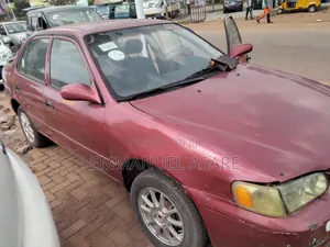 Toyota Corolla 1999 Red