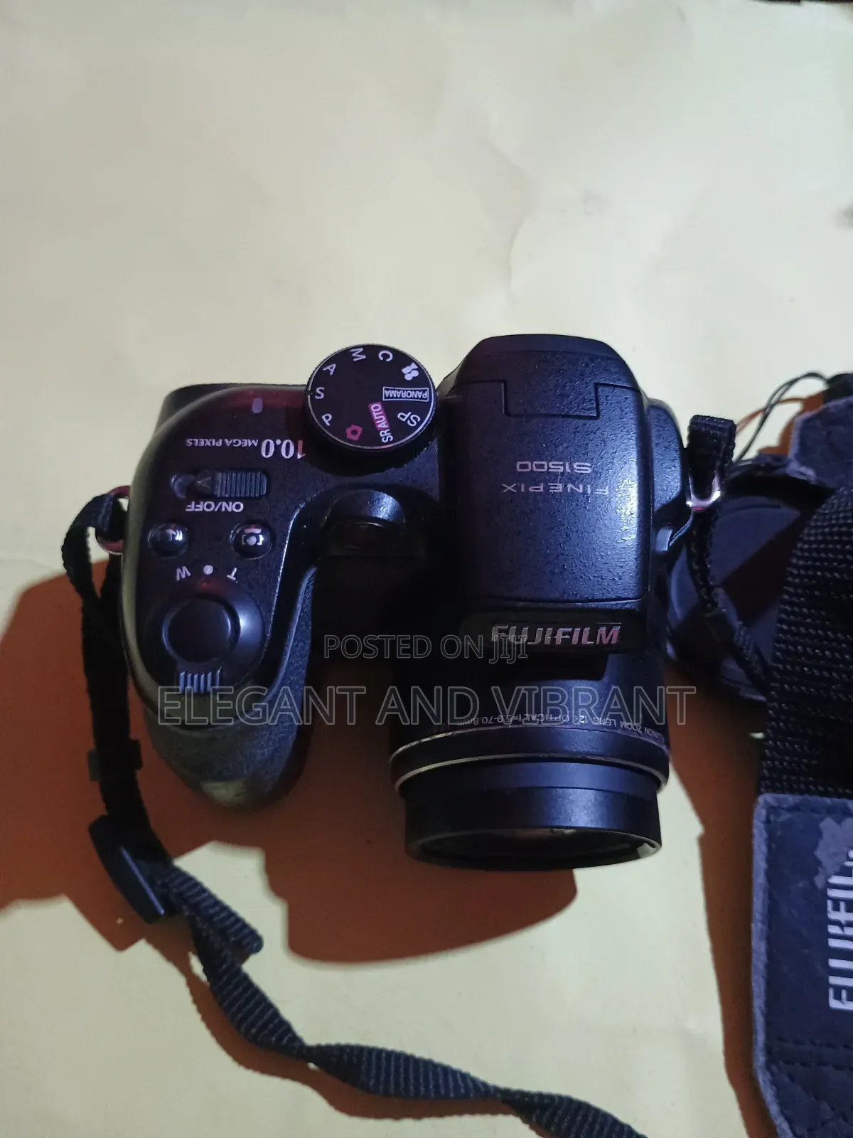 Untexted UK Camera Fujifilm Finepix S Series 10mp