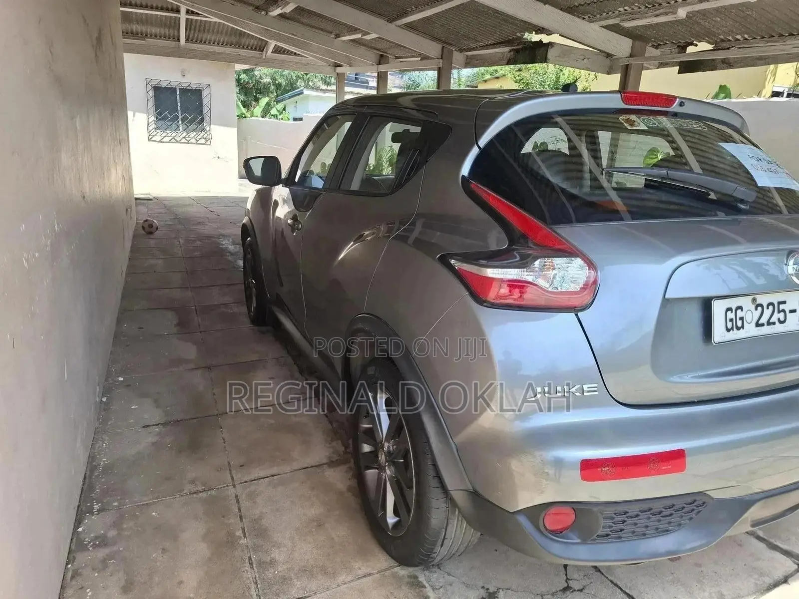 Nissan Juke S 4dr Hatchback (1.6L 4cyl Turbo CVT) 2015 Gray