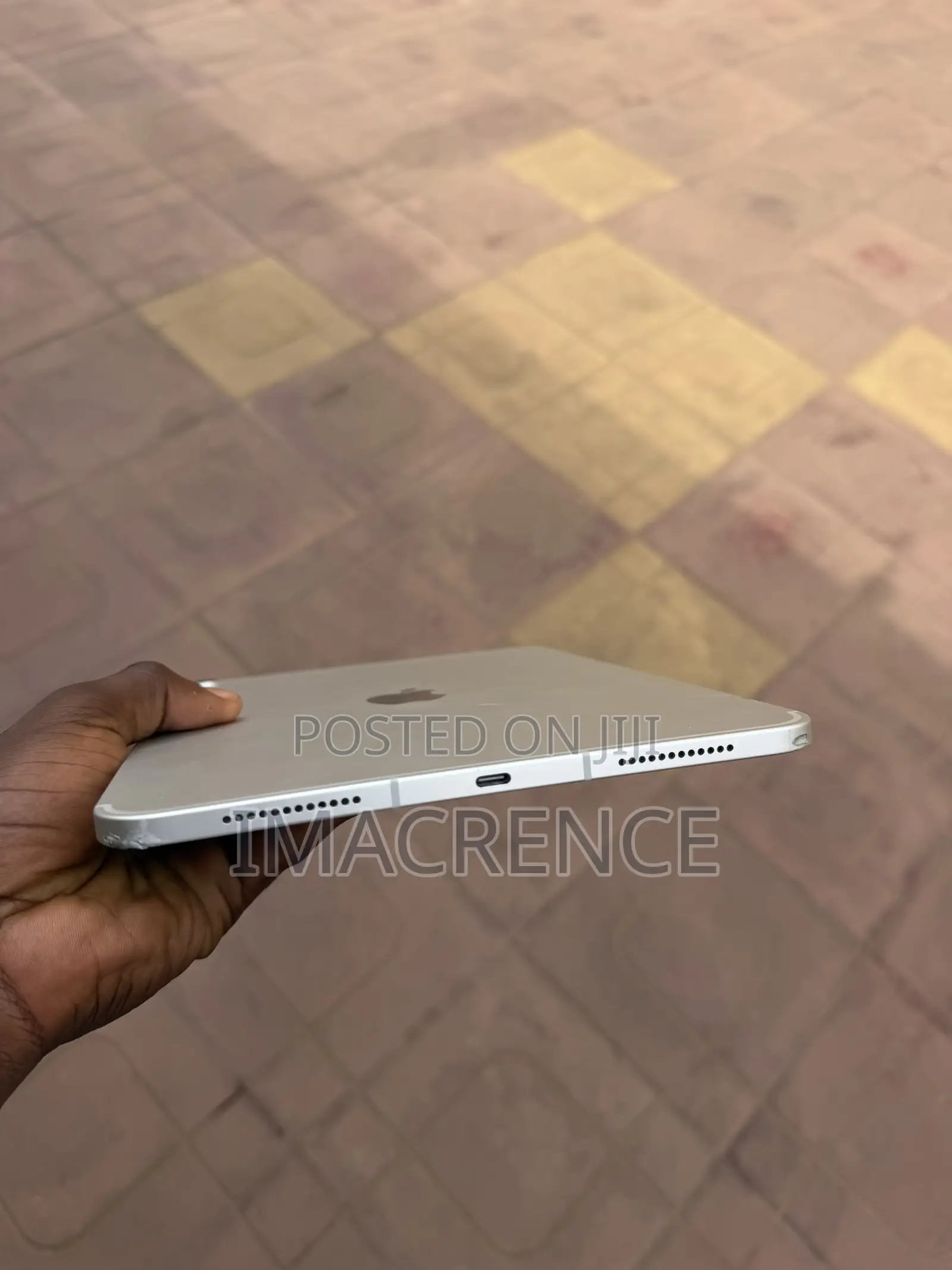 Apple iPad (2025) 128 GB Silver