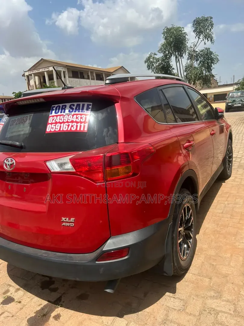 Toyota RAV4 XLE AWD (2.5L 4cyl 6A) 2016 Red