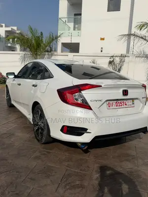 Honda Civic Touring 4dr Sedan (1.5L 4cyl) 2017 White