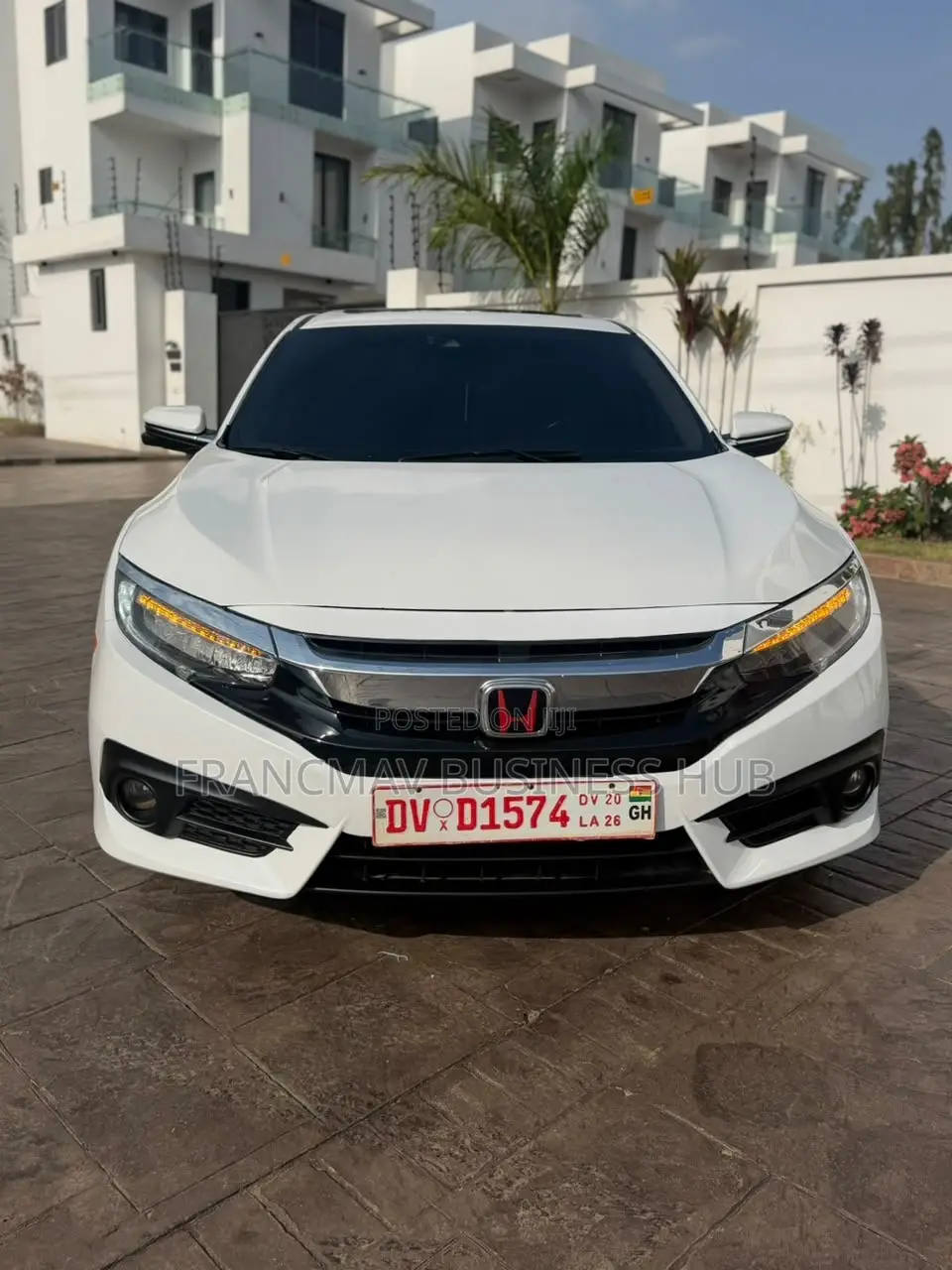 Honda Civic Touring 4dr Sedan (1.5L 4cyl) 2017 White