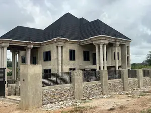 5bdrm Mansion in Kumasi Metropolitan for sale