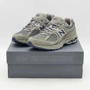 Newbalance 2002R OG Light Grey Navy. Original and Affordable