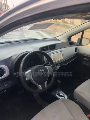 Toyota Vitz 2011 Gray