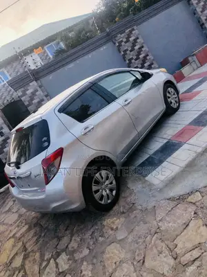 Toyota Vitz 2011 Gray